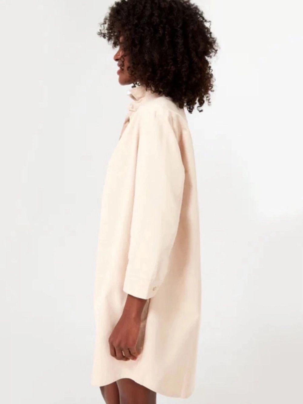 Pomander Place Cream Button-Front Shift Dress - Picture 3 of 13